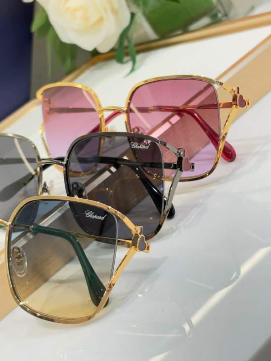 Picture of Chopard Sunglasses _SKUfw70713929fw